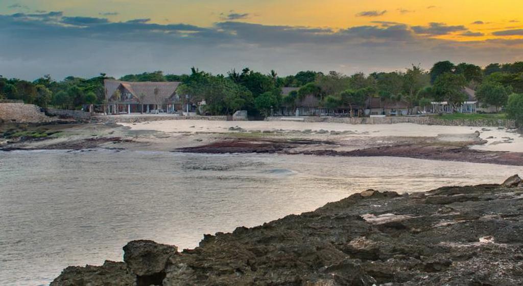 Villa Waru Lembongan Kültér fotó
