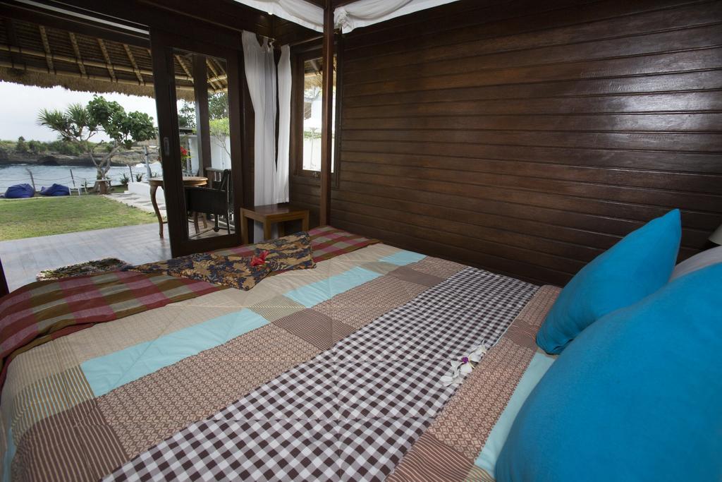 Villa Waru Lembongan Szoba fotó