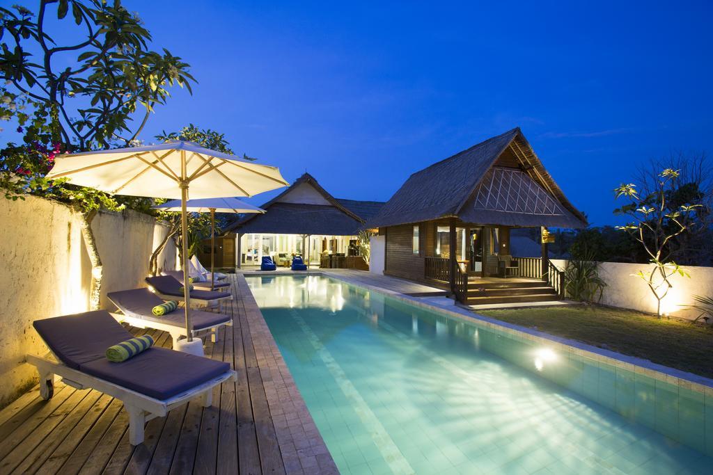 Villa Waru Lembongan Szoba fotó